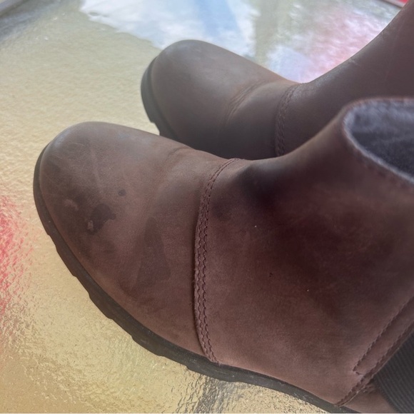 Sorel Waterproof Suede Ankle Boots with Tread in Brown size 8 - Picture 6 of 10